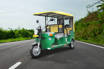 Skyride Passenger E-Rickshaw