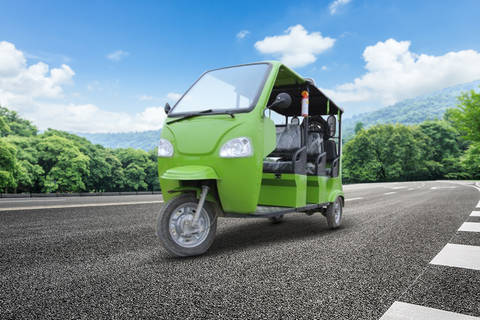 SN Solar Energy Passenger Auto E Rickshaw 4-Seater/2150/Electric